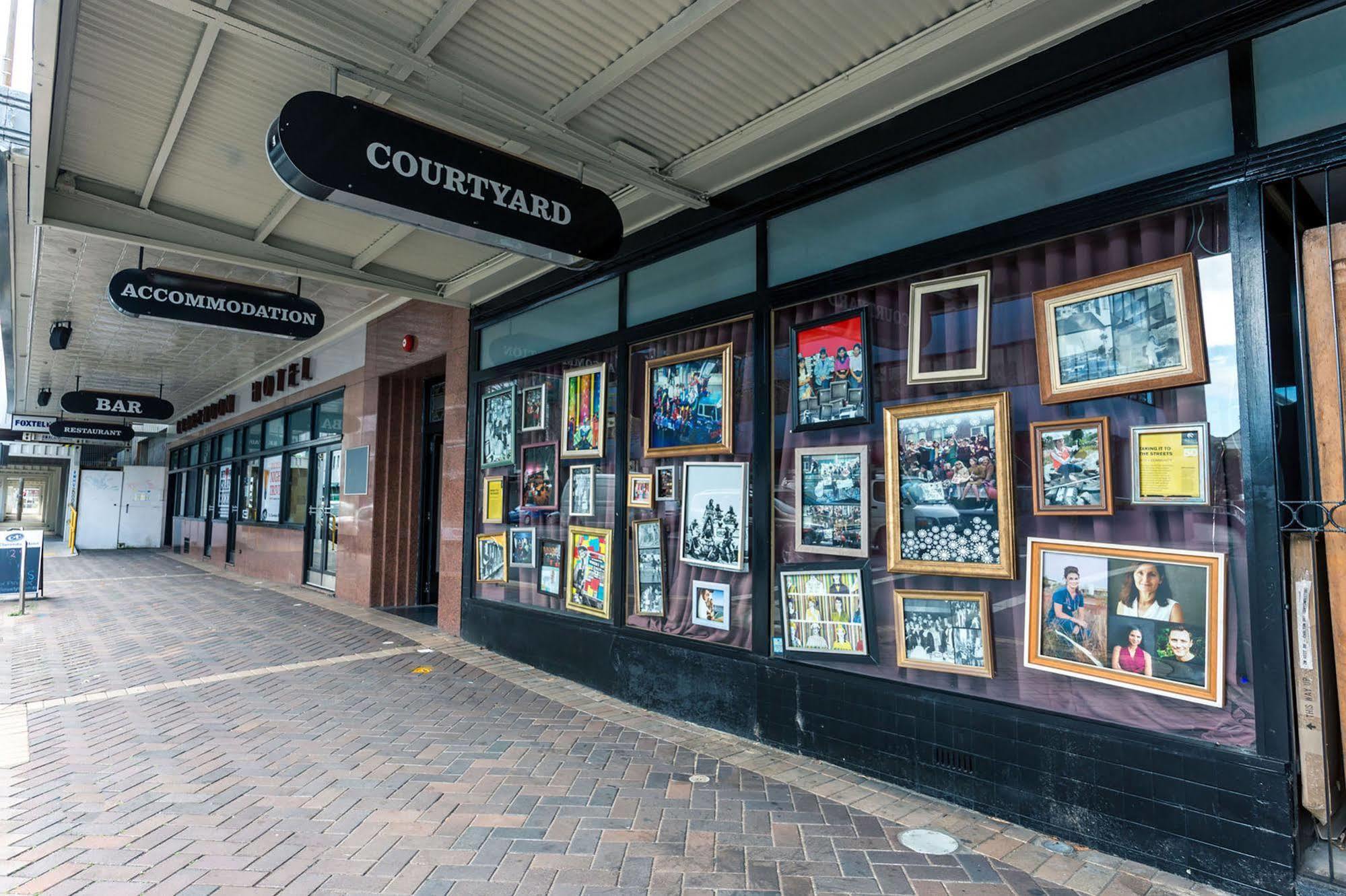 Clarendon Hotel Newcastle Exterior photo